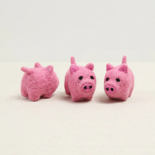 Lil piggy wool cat toy