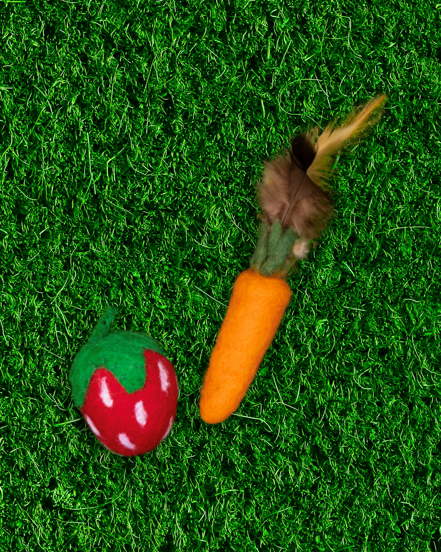Strawberry and carrot catnip infused wool cat toys (set of 2)