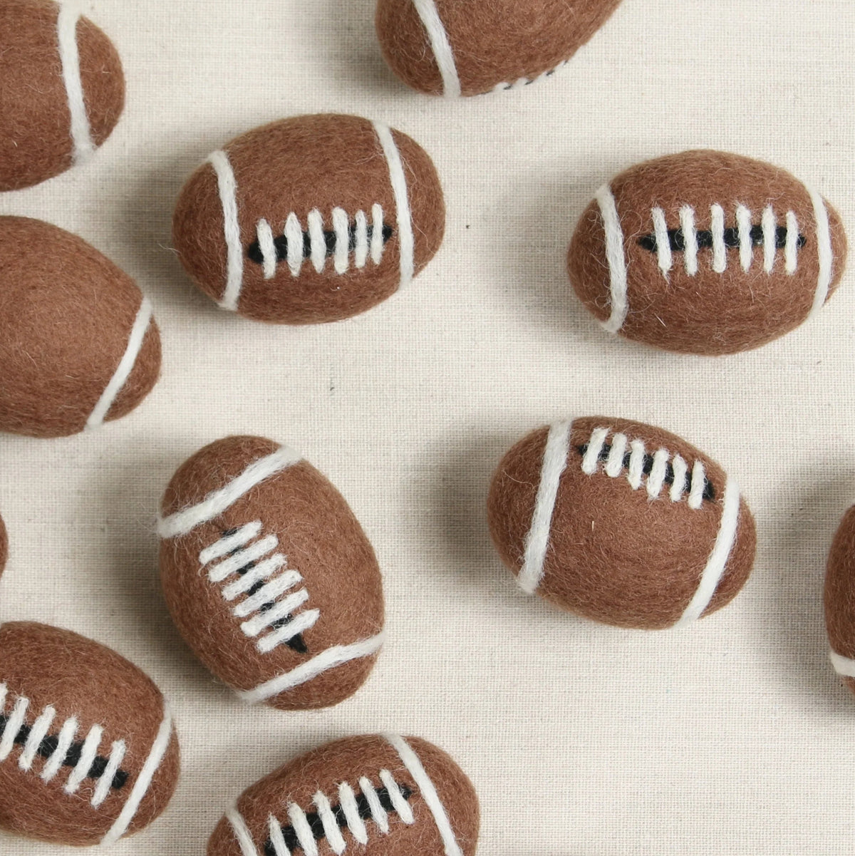 Football wool cat toy