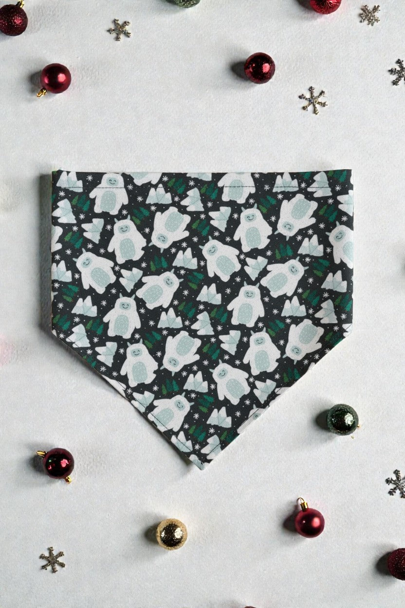 Cutie yeti reversible pet bandana