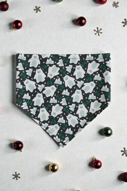 Cutie yeti reversible pet bandana